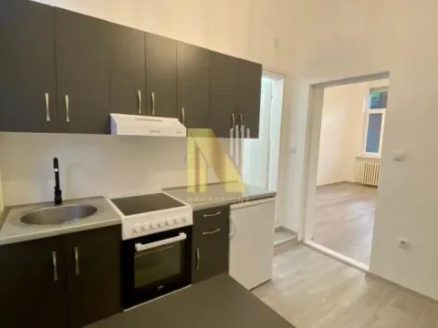 Prodaja, kuća, 199m², Socijalno, Novi Sad Sve Podlokacije - image 8