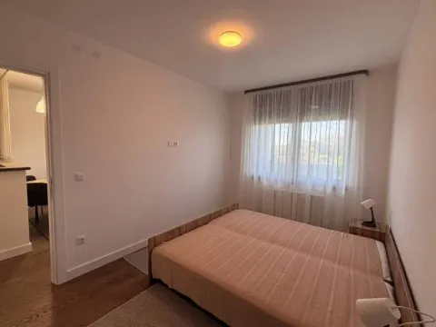 Izdavanje, dvosoban stan, 49m², Zemun Kalvarija, Zemun Sve Podlokacije - image 9