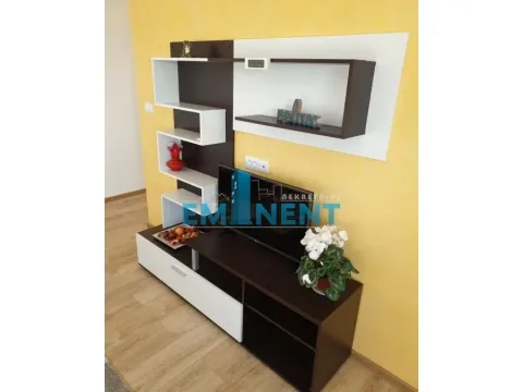 Izdavanje, stan, 34m², Zemun Centar, Zemun Sve Podlokacije - image 4