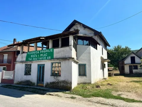 Kuća in Majur