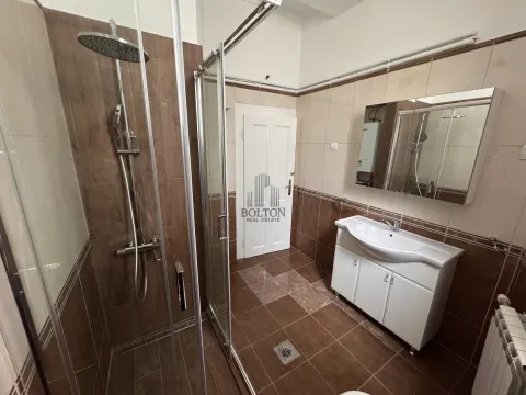 Izdavanje, četvorosoban stan, 104m², Centar, Požarevac - image 7