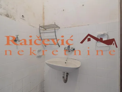 Sale, two bedroom apartment, 54m², Centar, Stara Pazova - image 14