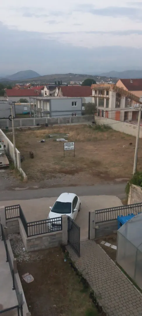 Izdavanje, plac, 900m², Gornja Gorica, Podgorica