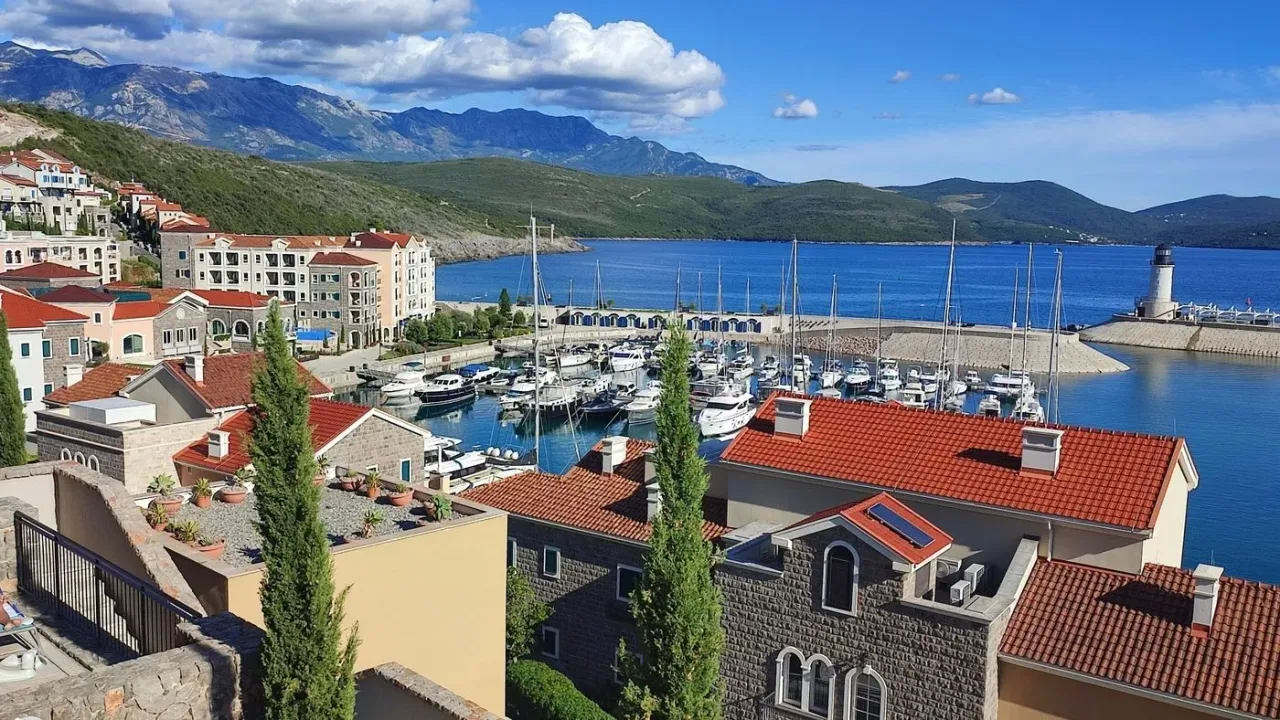Prodaja, jednosoban stan, 76m², Luštica, Tivat