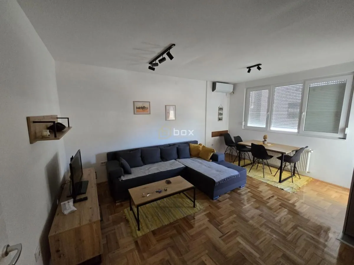 Rent, one bedroom apartment, 422m², Crveni Pevac, Niš