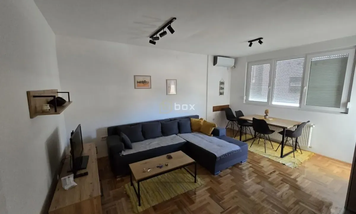 Rent, one bedroom apartment, 422m², Crveni Pevac, Niš