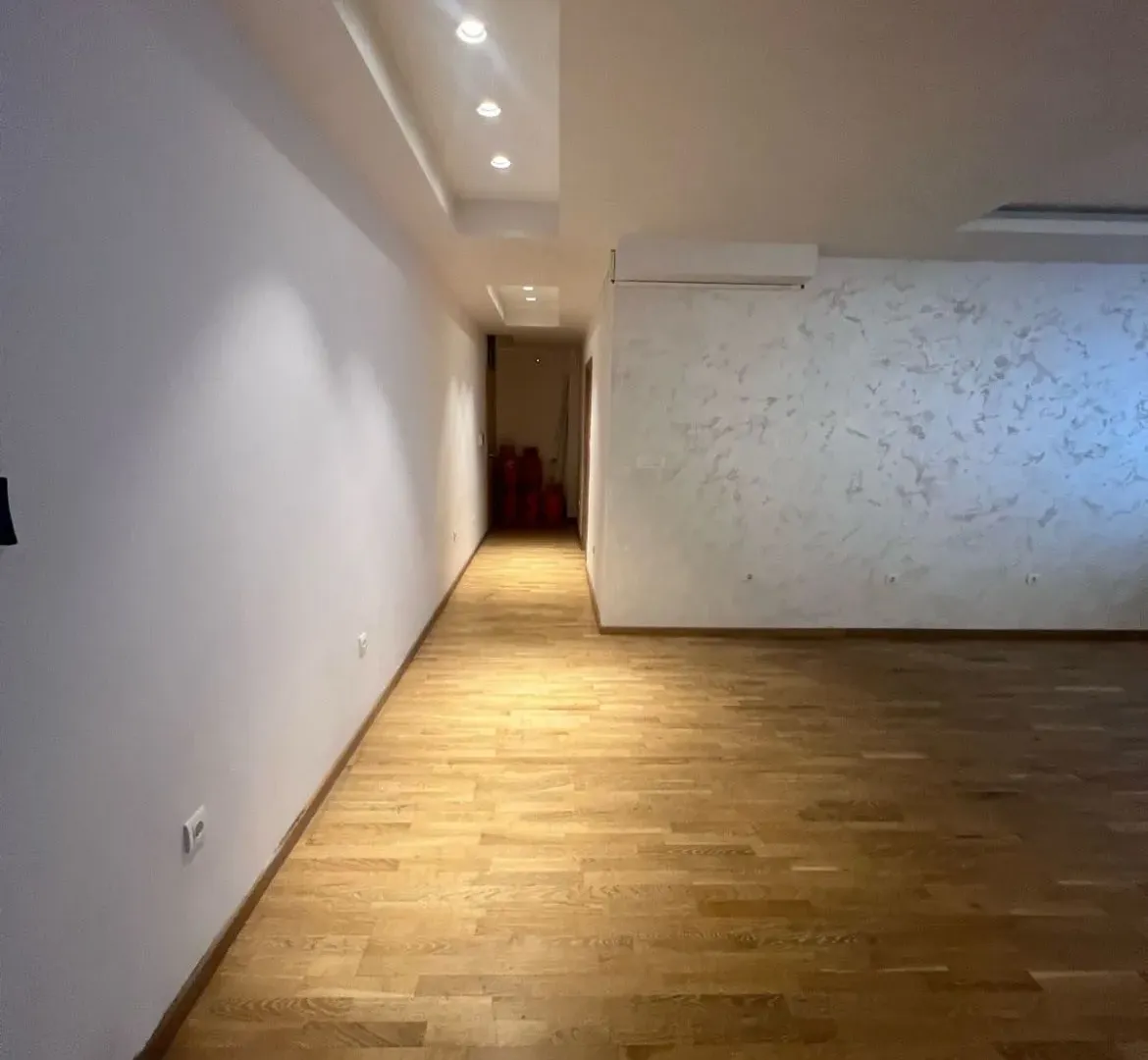 Izdavanje, stan, 90m², Budva, Crna Gora