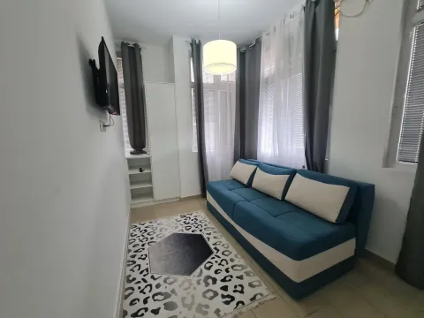 Sale, two bedroom apartment, 55m², Budva, Crna Gora - image 13