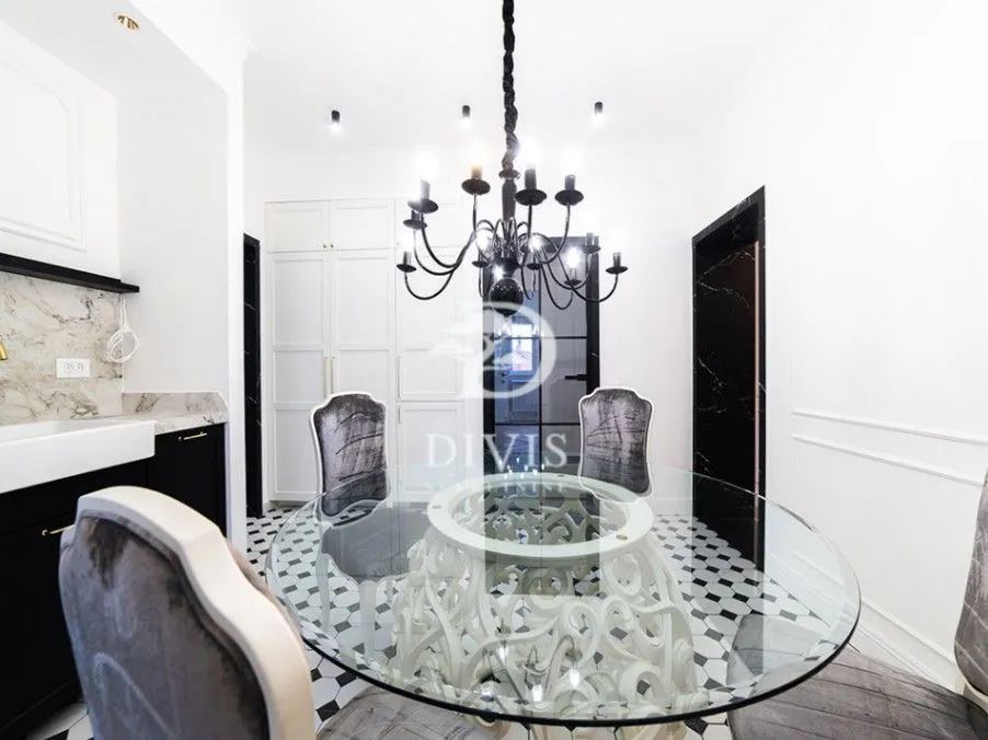 Sale, three bedroom apartment, 92m², Vračar Centar, Vračar Sve Podlokacije