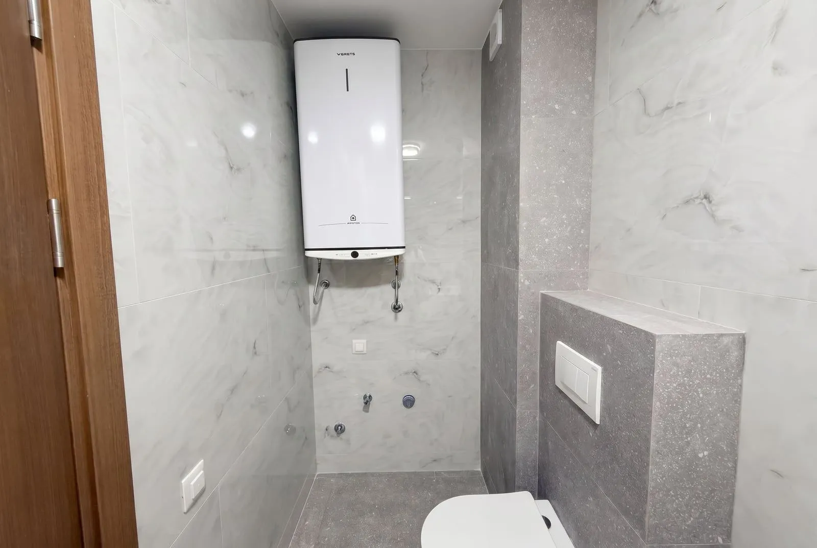 Prodaja, dvosoban stan, 44m², Budva, Crna Gora