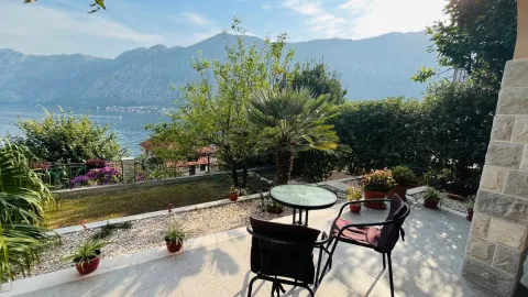 Sale, house, 160m², Stoliv, Kotor - image 2