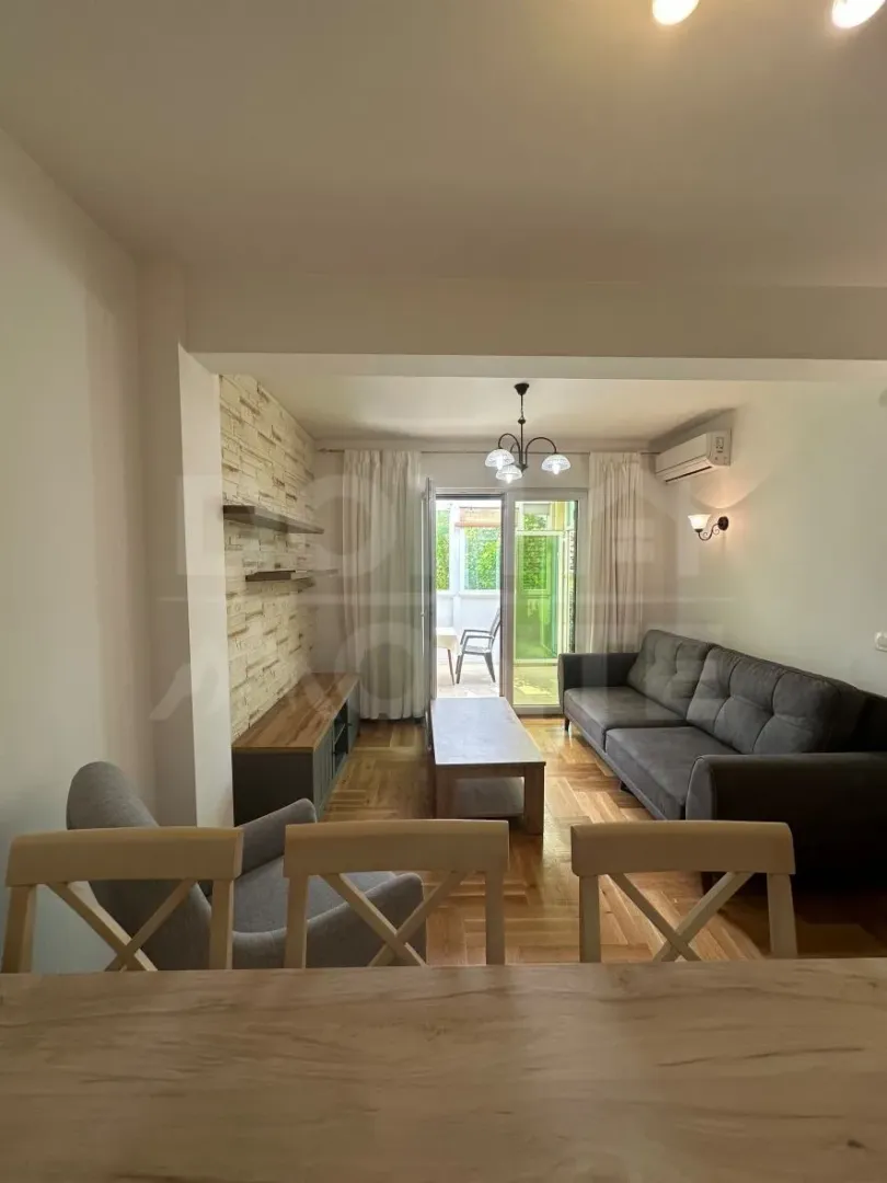 Prodaja, jednosoban stan, 50m², Kalimanj, Tivat