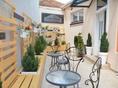 Sale, house, 240m², Medijana, Niš