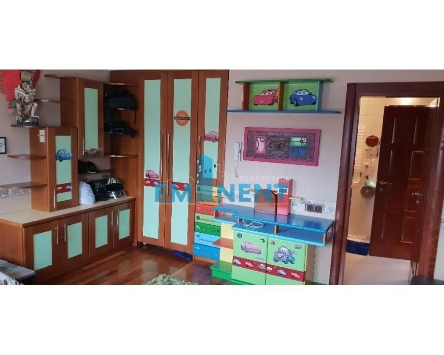 Rent, apartment, 200m², Stari Merkator, Novi Beograd Sve Podlokacije