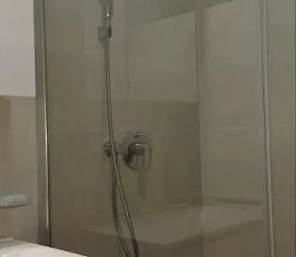 Izdavanje, trosoban stan, 68m², Čukarica, Beograd - image 14