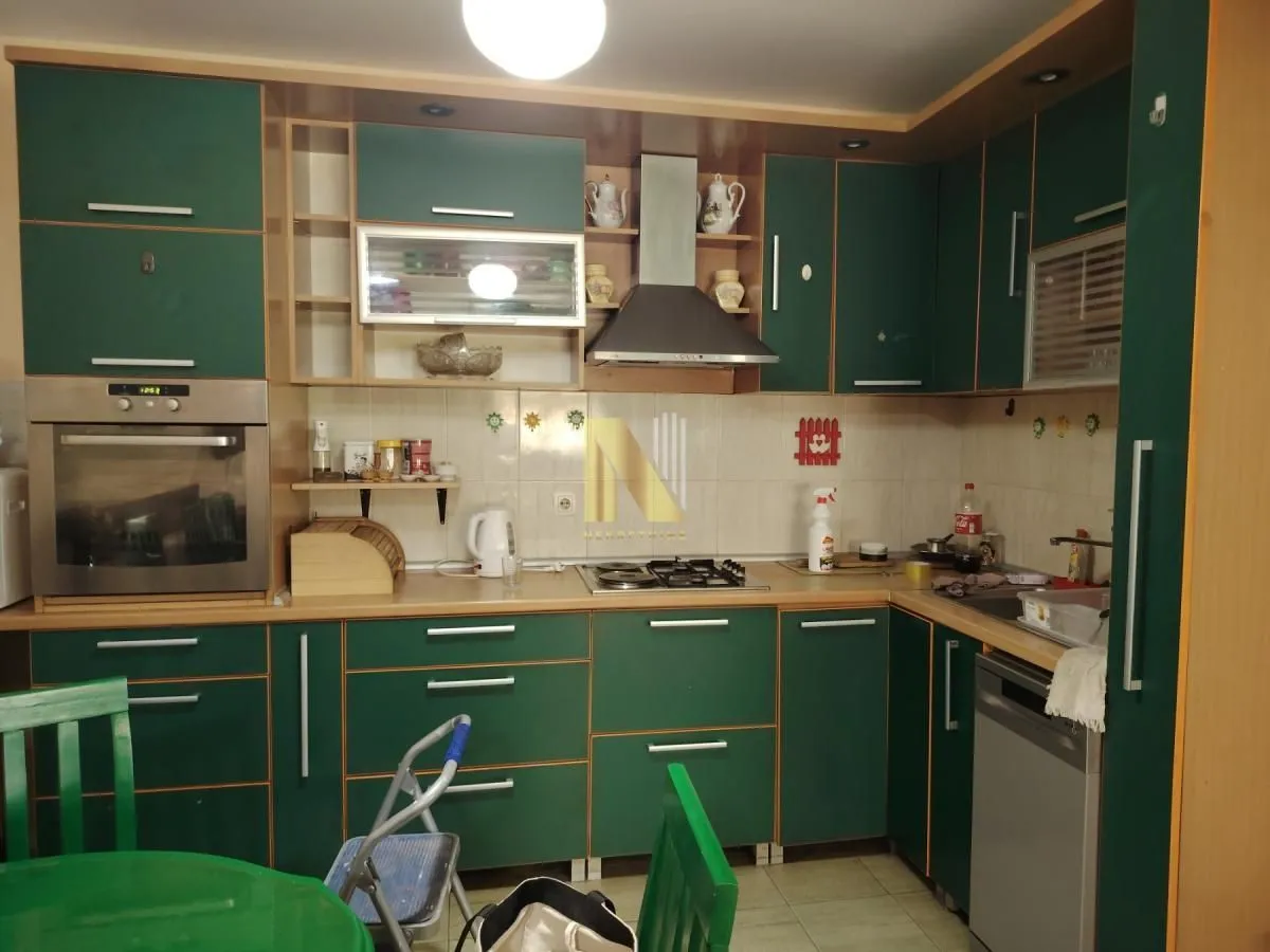 Izdavanje, trosoban stan, 73m², Nova Detelinara, Novi Sad Sve Podlokacije