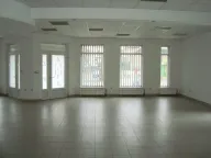 Izdavanje, poslovni prostor, 200m², Galenika, Beograd - image 1