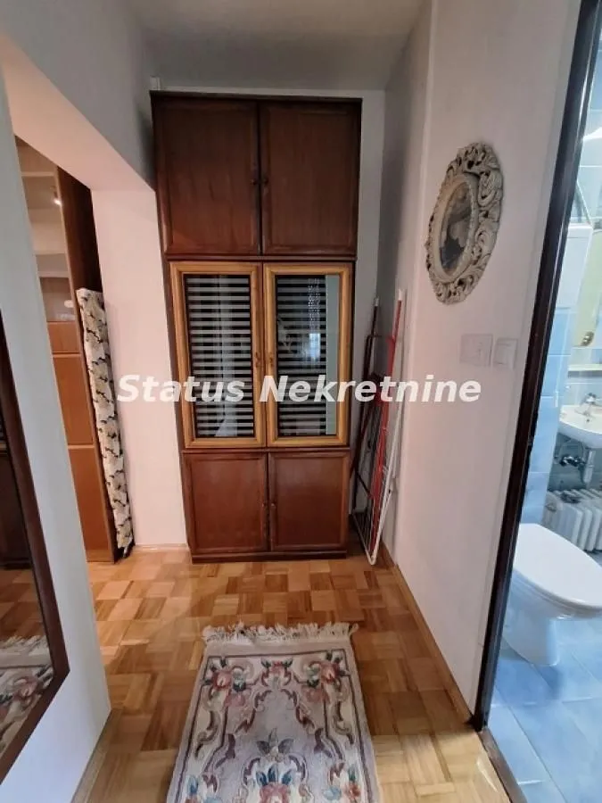 Izdavanje, dvosoban stan, 57m², Nova Detelinara, Novi Sad Sve Podlokacije