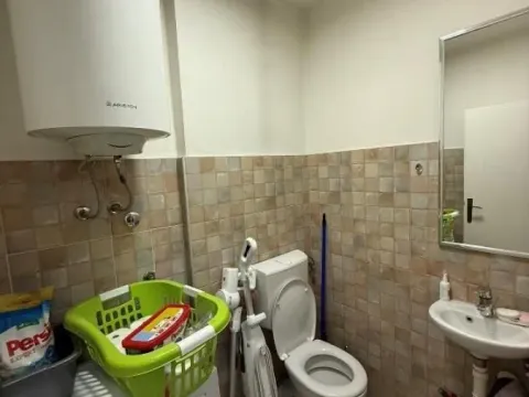 Sale, three bedroom apartment, 78m², Autokomanda, Voždovac Sve Podlokacije - image 9