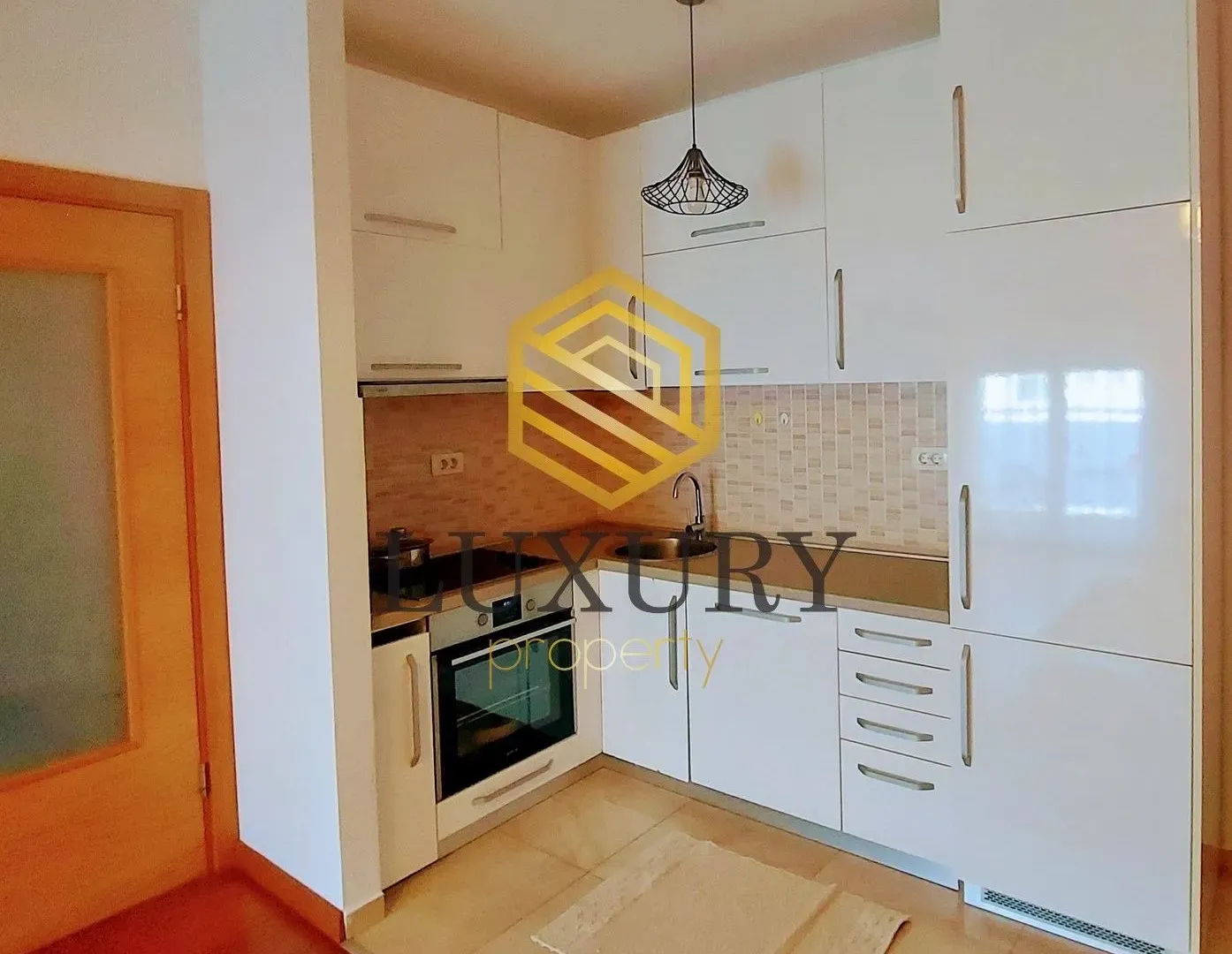 Prodaja, dvosoban stan, 65m², Ljubović, Podgorica