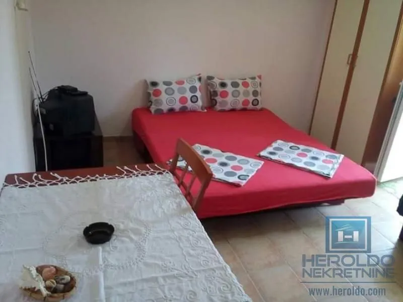 Prodaja, kuća, 300m², Sutomore, Bar