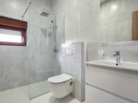 Rent, two bedroom apartment, 85m², Master Kvart, Podgorica - image 18
