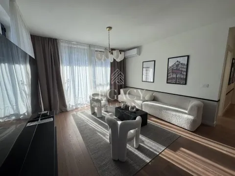 Izdavanje, trosoban stan, 89m², Savski Venac, Beograd - image 2