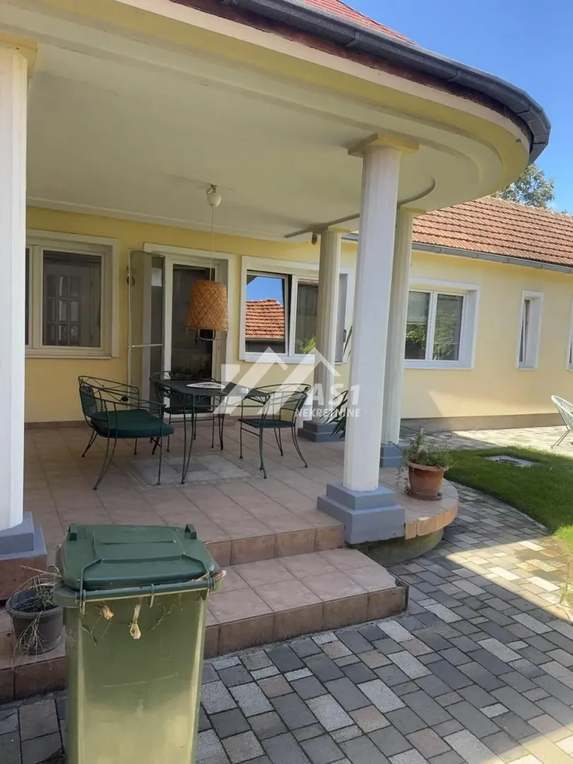 Izdavanje, kuća, 150m², Ruma, Srbija