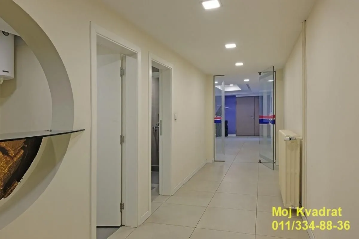 Rent, office space, 653m², Stari Merkator, Novi Beograd Sve Podlokacije