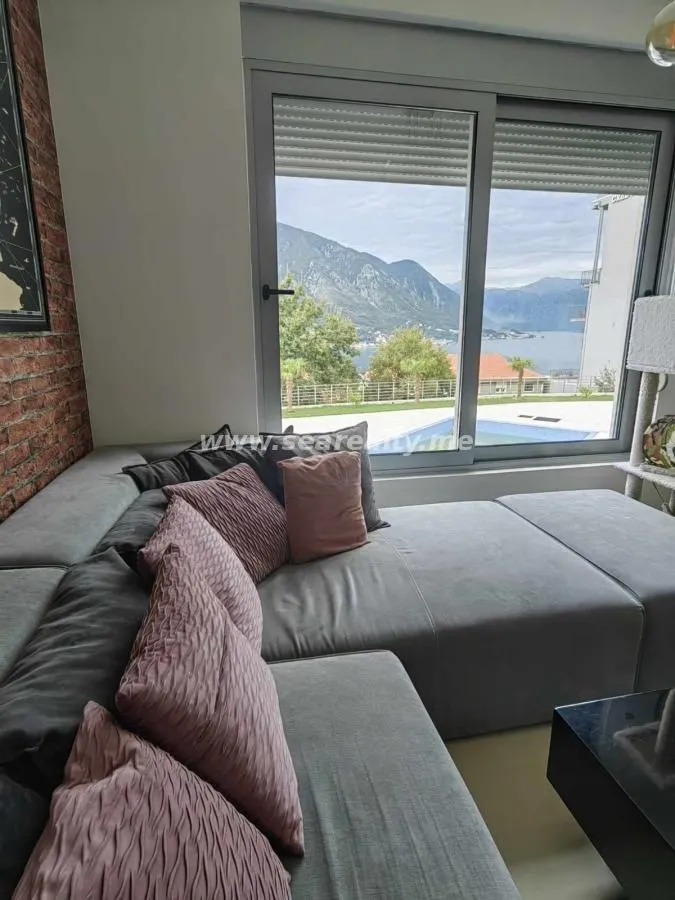 Prodaja, jednosoban stan, 52m², Kotor, Crna Gora