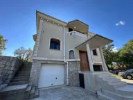 Rent, house, 300m², Vranići, Podgorica - image 1