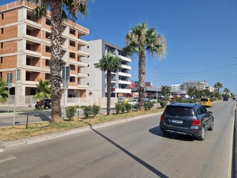 Sale, one bedroom apartment, 69m², Velika Plaža, Ulcinj - image 10