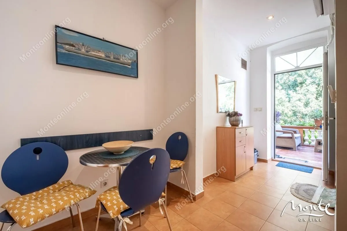 Sale, house, 112m², Risan, Kotor