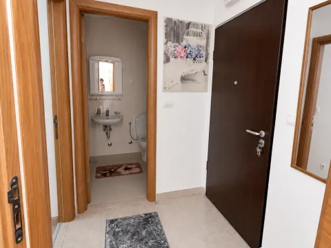 Izdavanje, jednosoban stan, 45m², Stari Aerodrom, Podgorica - image 7