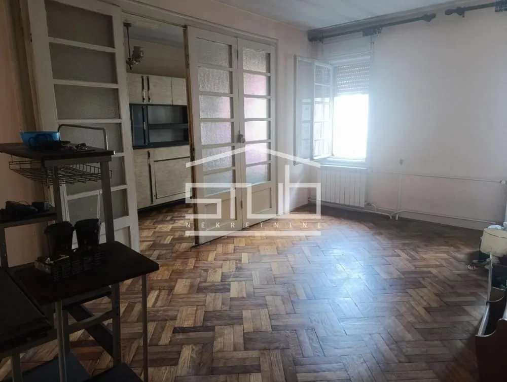 Sale, two bedroom apartment, 77m², Stari Grad, Beograd