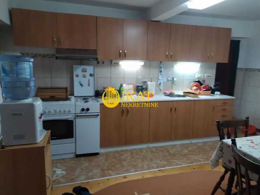 Prodaja, kuća, 151m², Titel, Novi Sad