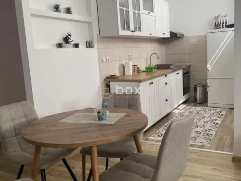 Rent, two bedroom apartment, 75m², Pantelej, Niš - image 2
