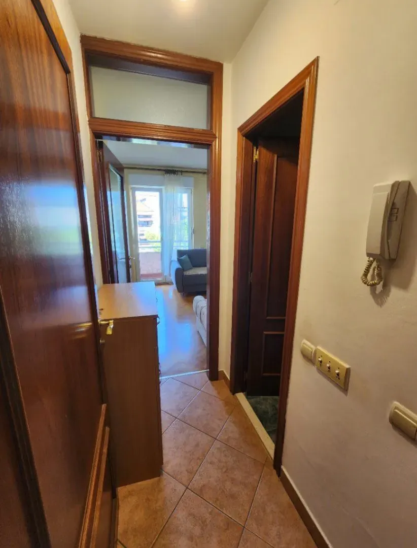 Rent, studio apartment, 26m², Stari Aerodrom, Podgorica