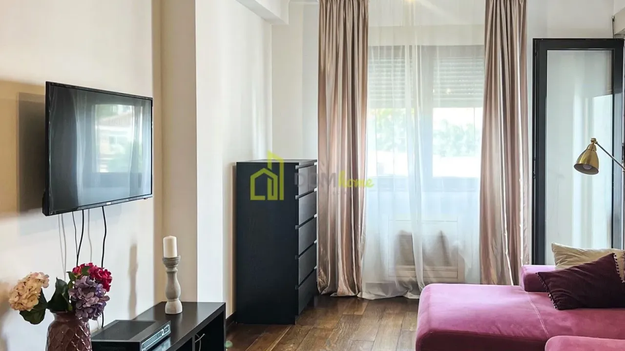 Izdavanje, jednosoban stan, 44m², Gorica C, Podgorica