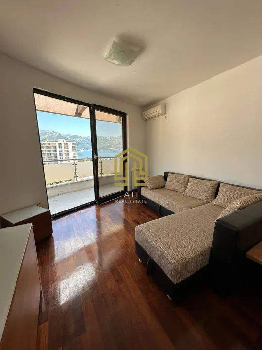 Sale, three bedroom apartment, 83m², Gospoština, Budva