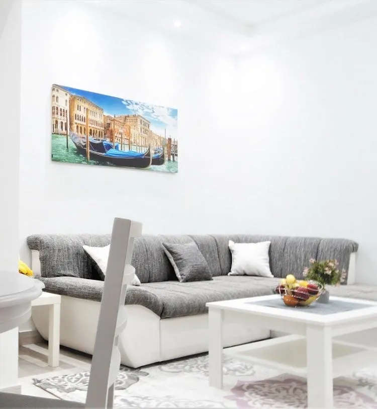 Prodaja, stan, 78m², Tivat, Crna Gora