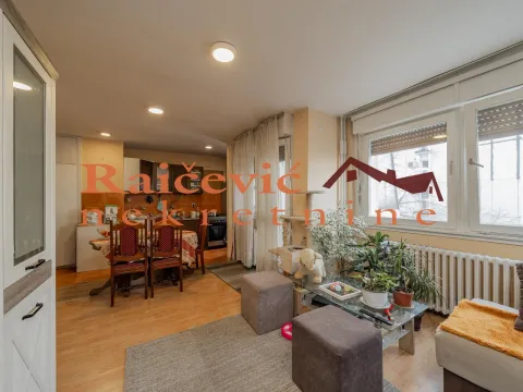 Prodaja, trosoban stan, 76m², Stari Grad, Beograd - image 3