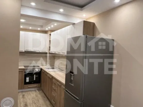 Izdavanje, dvosoban stan, 75m², Centar, Tivat - image 4