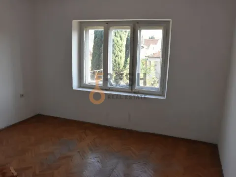 Sale, house, 200m², Masline, Podgorica - image 18