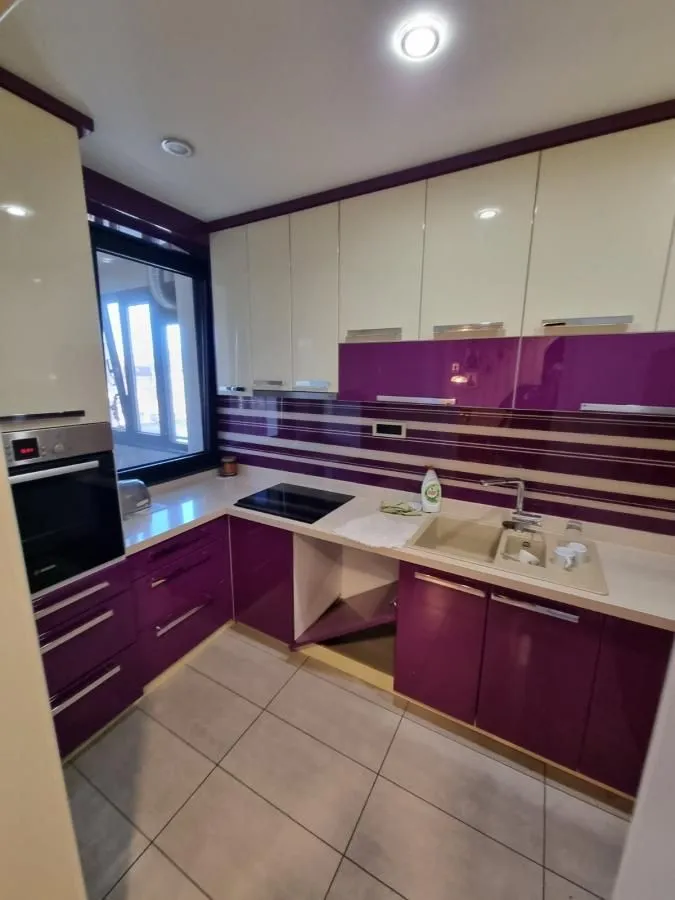 Prodaja, stan, 155m², Grbavica, Novi Sad Sve Podlokacije