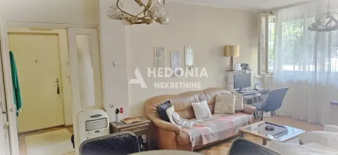 Sale, two bedroom apartment, 60m², Novi Beograd Blok 1 Fontana, Novi Beograd Sve Podlokacije - image 3