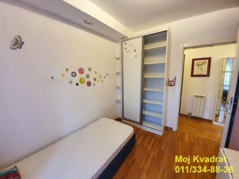 Prodaja, trosoban stan, 57m², Južni Bulevar, Vračar Sve Podlokacije - image 13