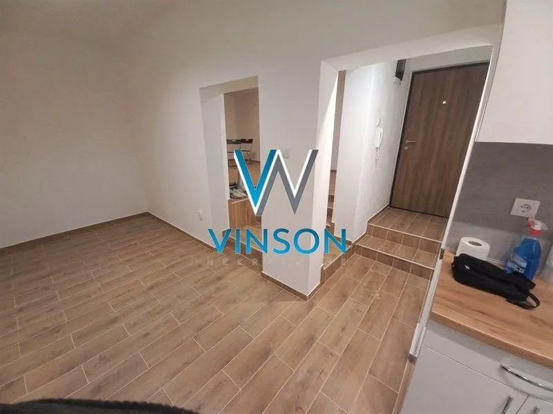 Rent, office space, 35m², Centar, Novi Sad