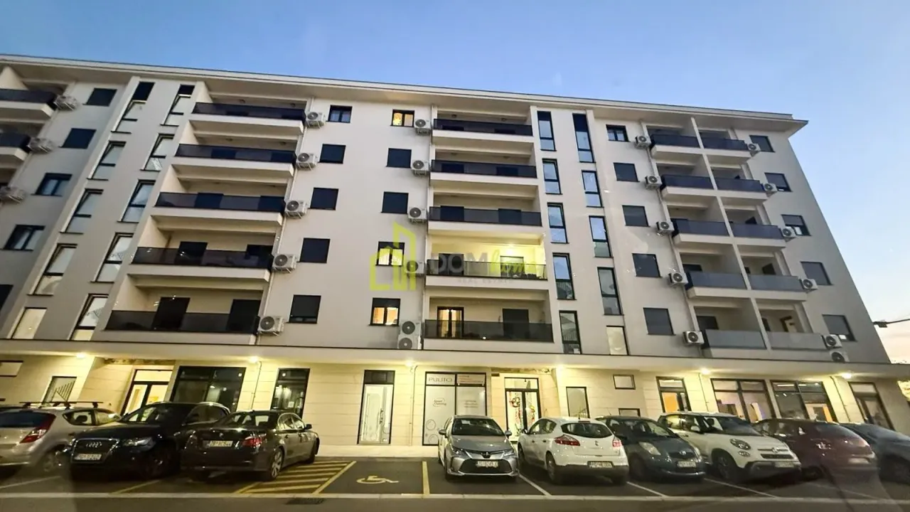 Izdavanje, dvosoban stan, 53m², City Kvart, Podgorica