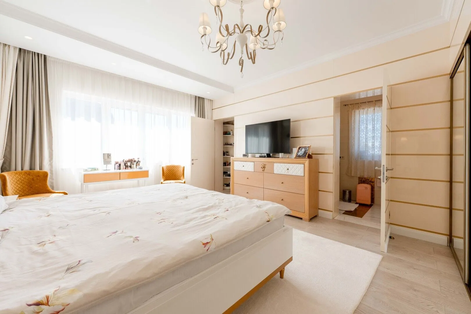 Sale, house, 410m², Blizikuće, Budva